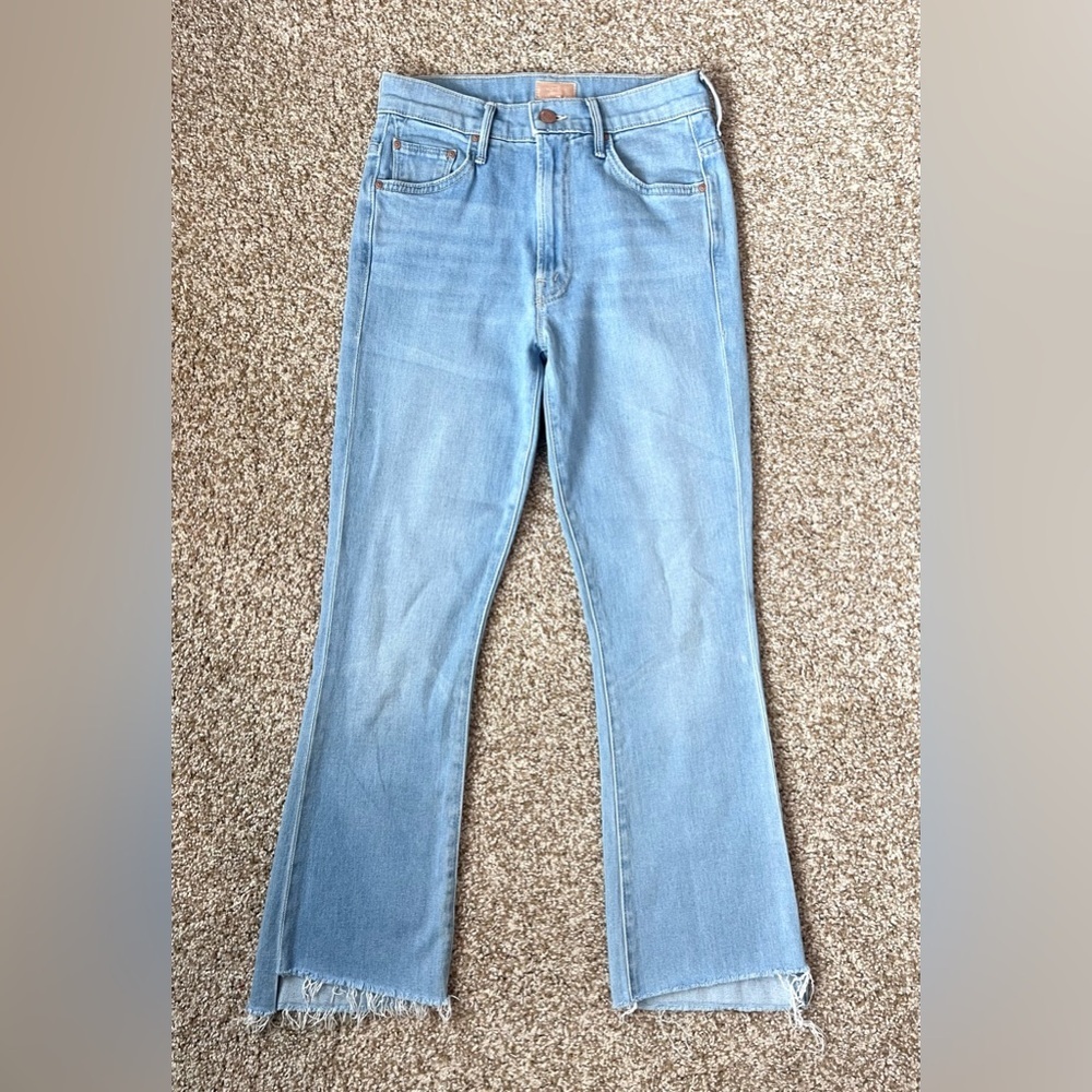 Mother The Insider Crop Step Fray in Hold my Hand Light Wash Size 26 - Picture 3 of 16